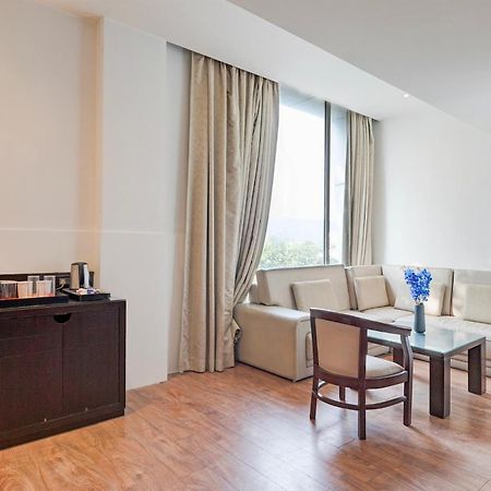 Townhouse Oak Agra Near Sultanganj Puliya Formerly Bb Grand Εξωτερικό φωτογραφία