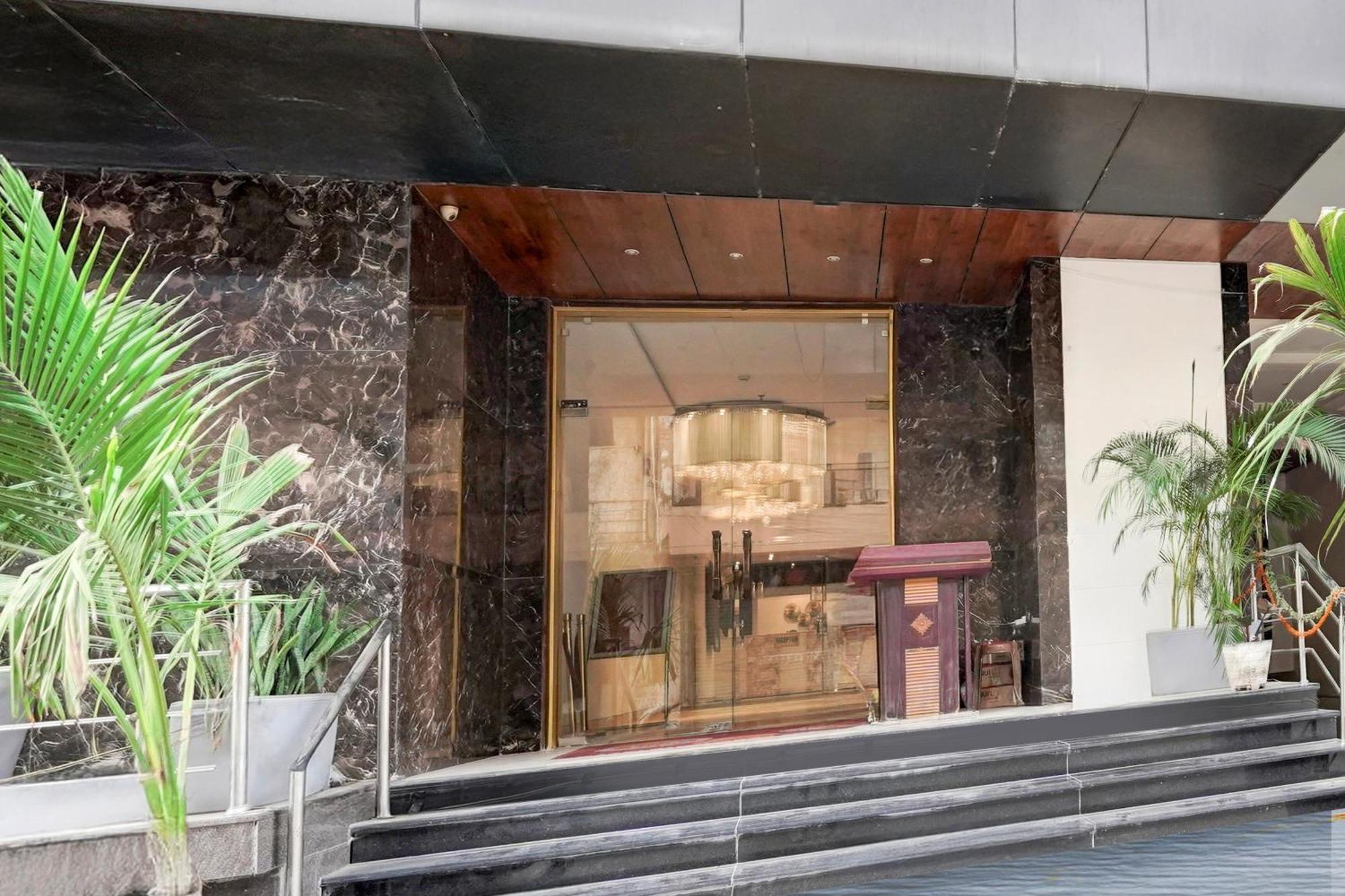 Townhouse Oak Agra Near Sultanganj Puliya Formerly Bb Grand Εξωτερικό φωτογραφία