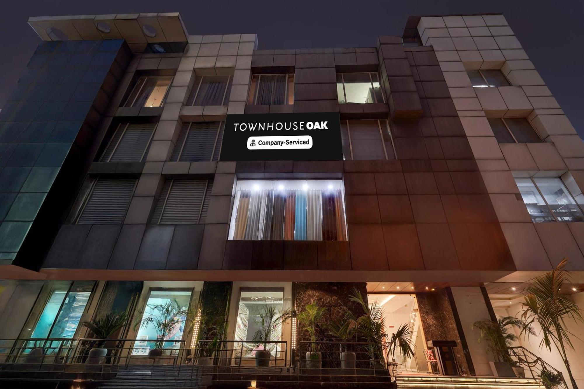 Townhouse Oak Agra Near Sultanganj Puliya Formerly Bb Grand Εξωτερικό φωτογραφία