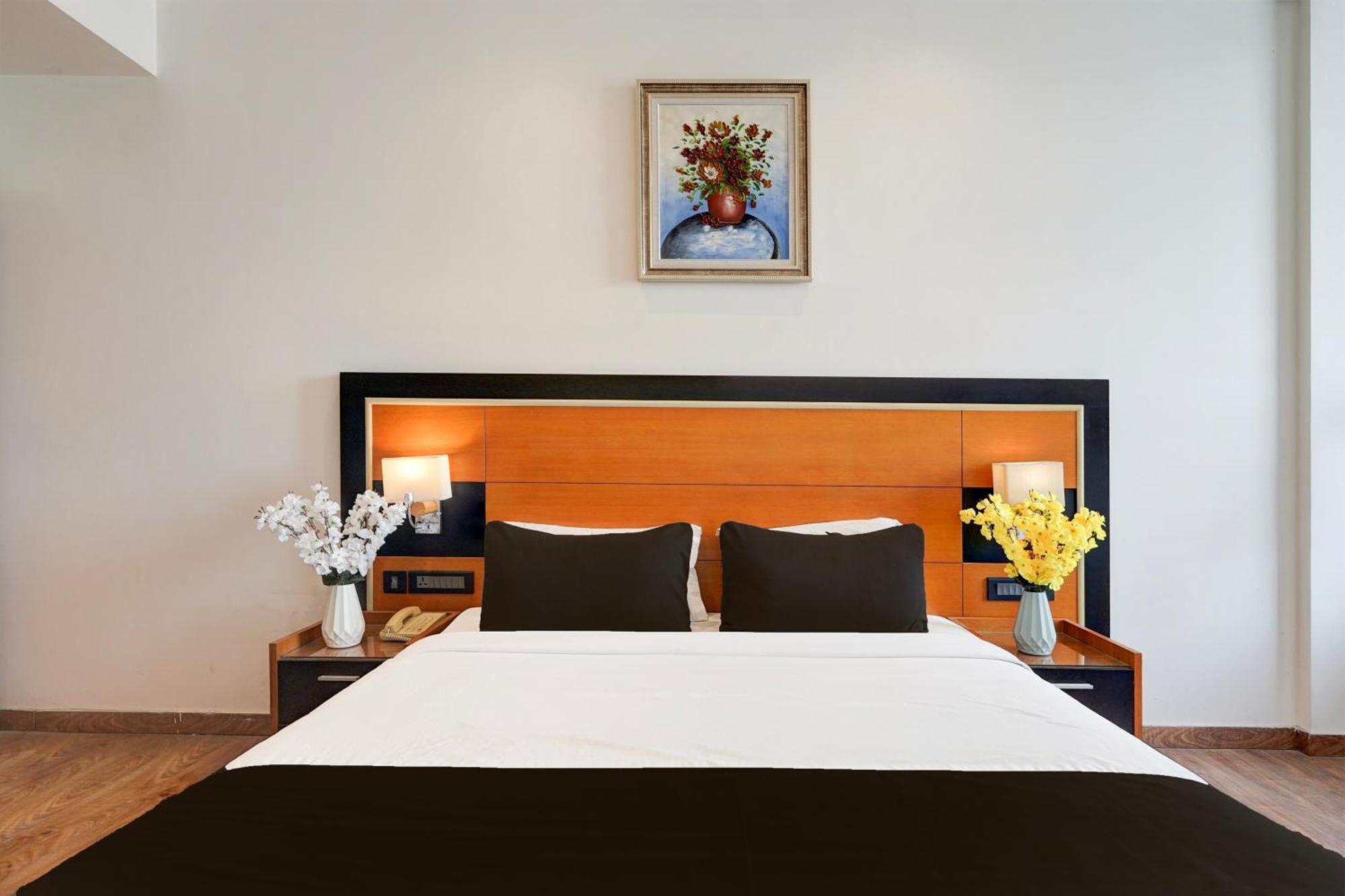 Townhouse Oak Agra Near Sultanganj Puliya Formerly Bb Grand Εξωτερικό φωτογραφία